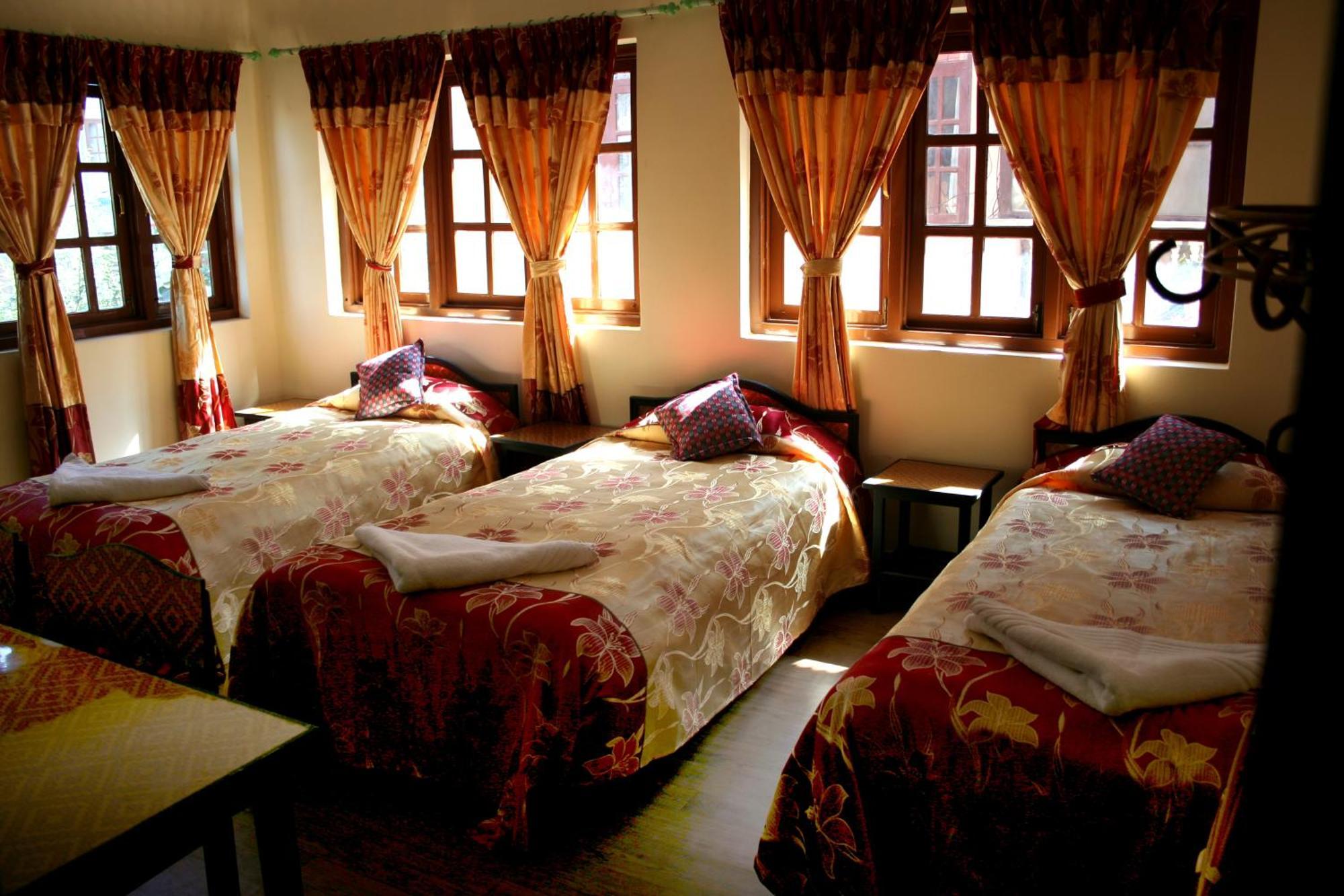 Elbrus Home Kathmandu Room photo