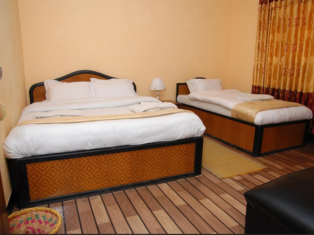Elbrus Home Kathmandu Room photo
